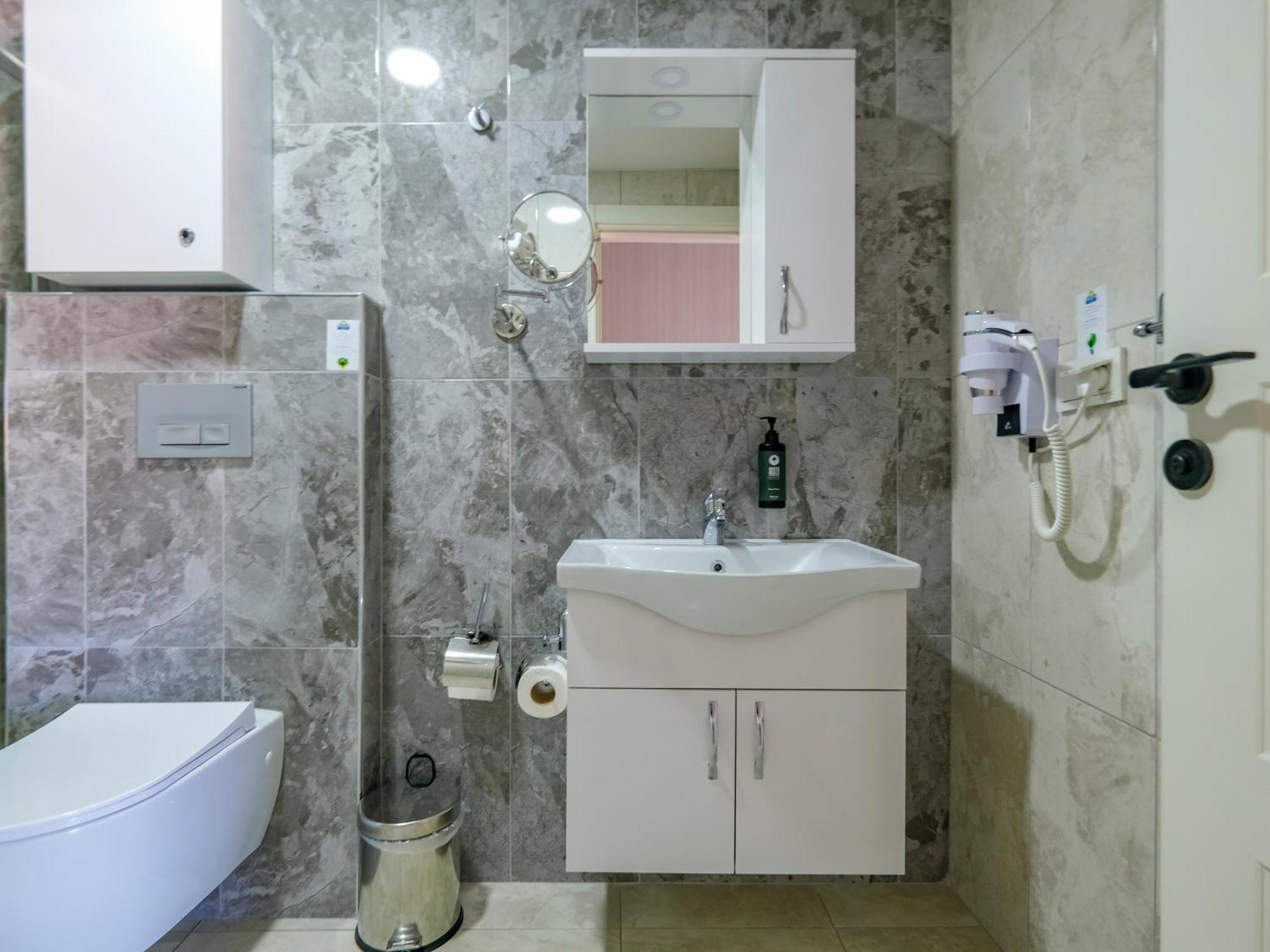 Aparthotel Days By Wyndham *